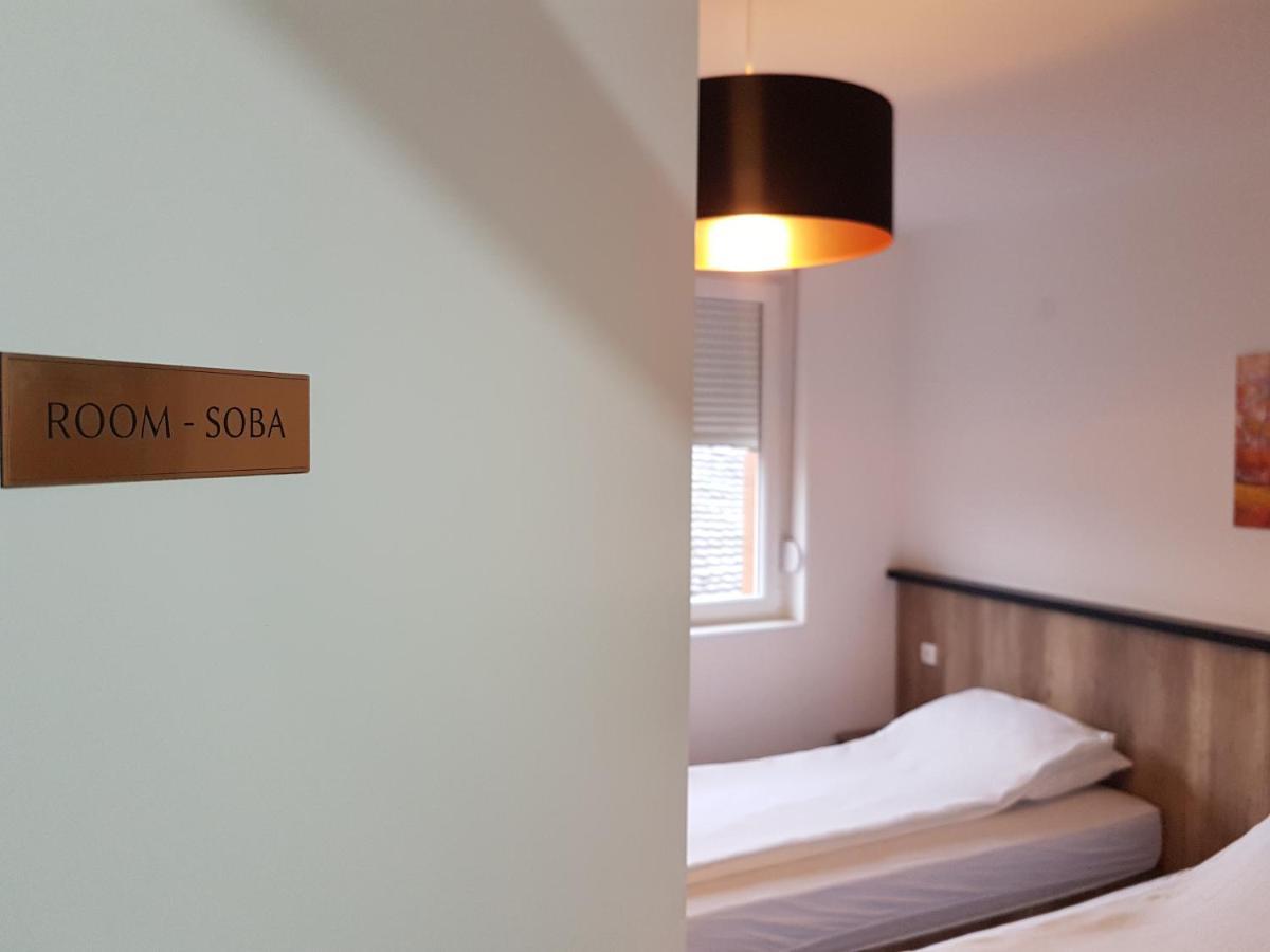 Apartmani Simic Quatro Valjevo Bagian luar foto